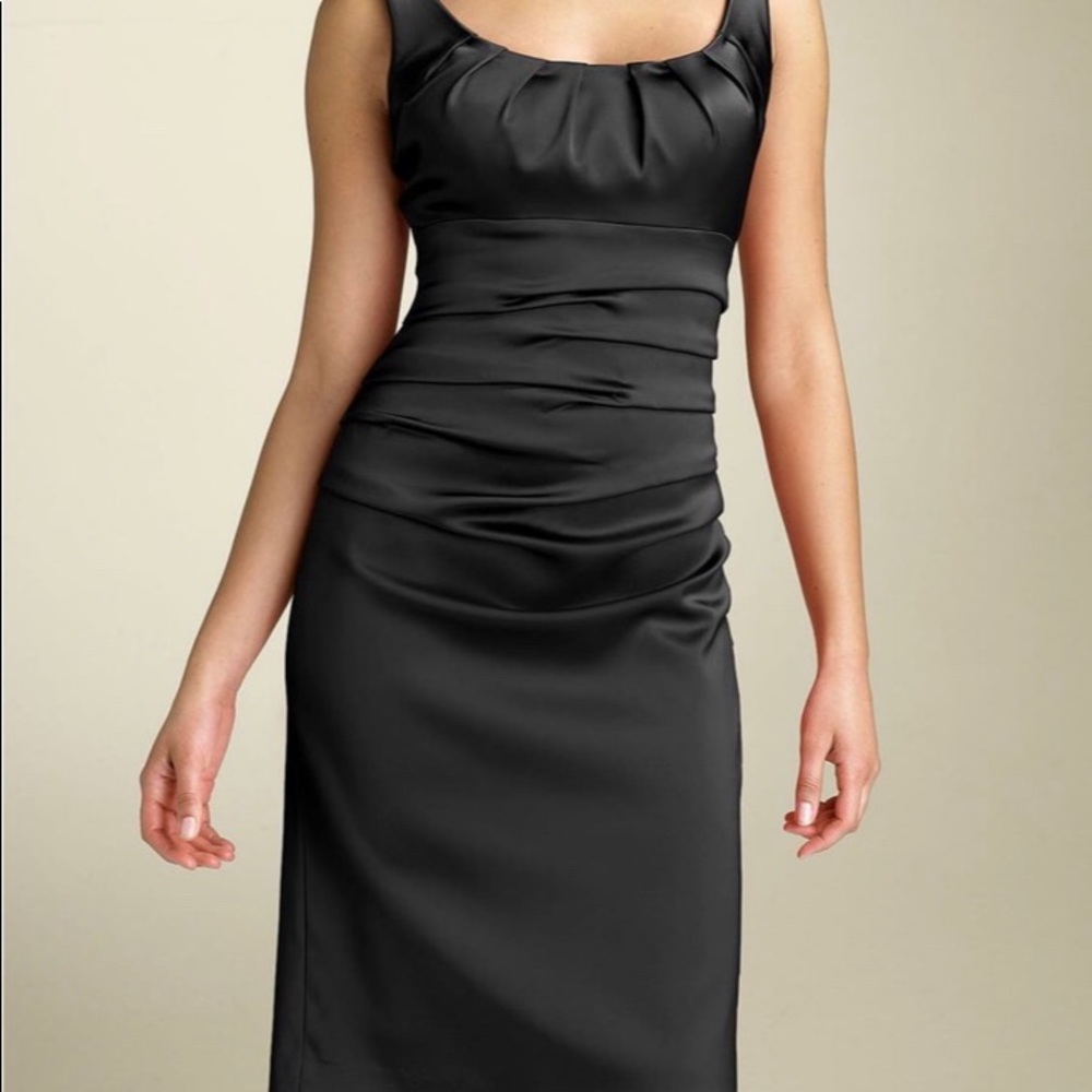 🛍 Suzi Chin For Maggy Boutique Black Sheath Dress